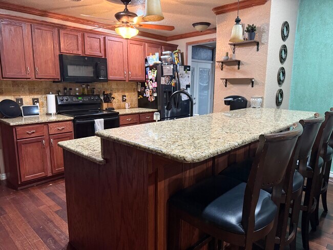 Foto del edificio - 5257 Deerwood Ln