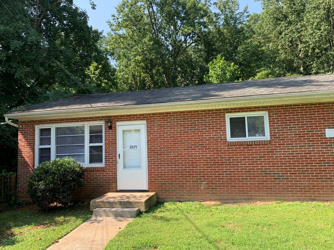 Foto principal - 2825-2827 Kulman Pl