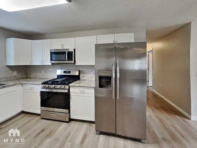 Foto del edificio - 2608 32nd Village Ave