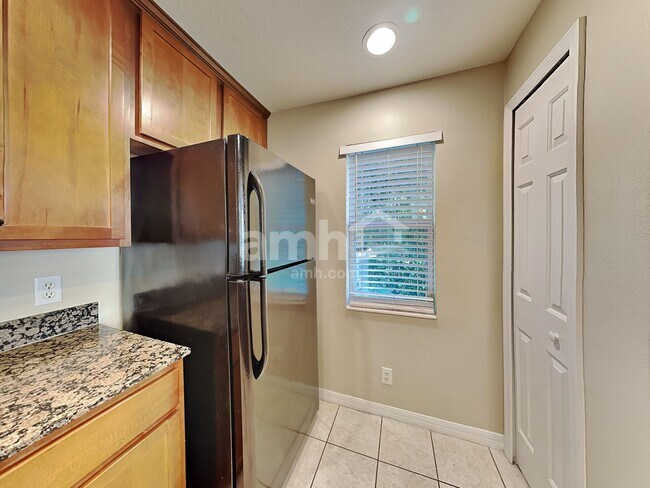 Building Photo - 9620 Charlesberg Drive