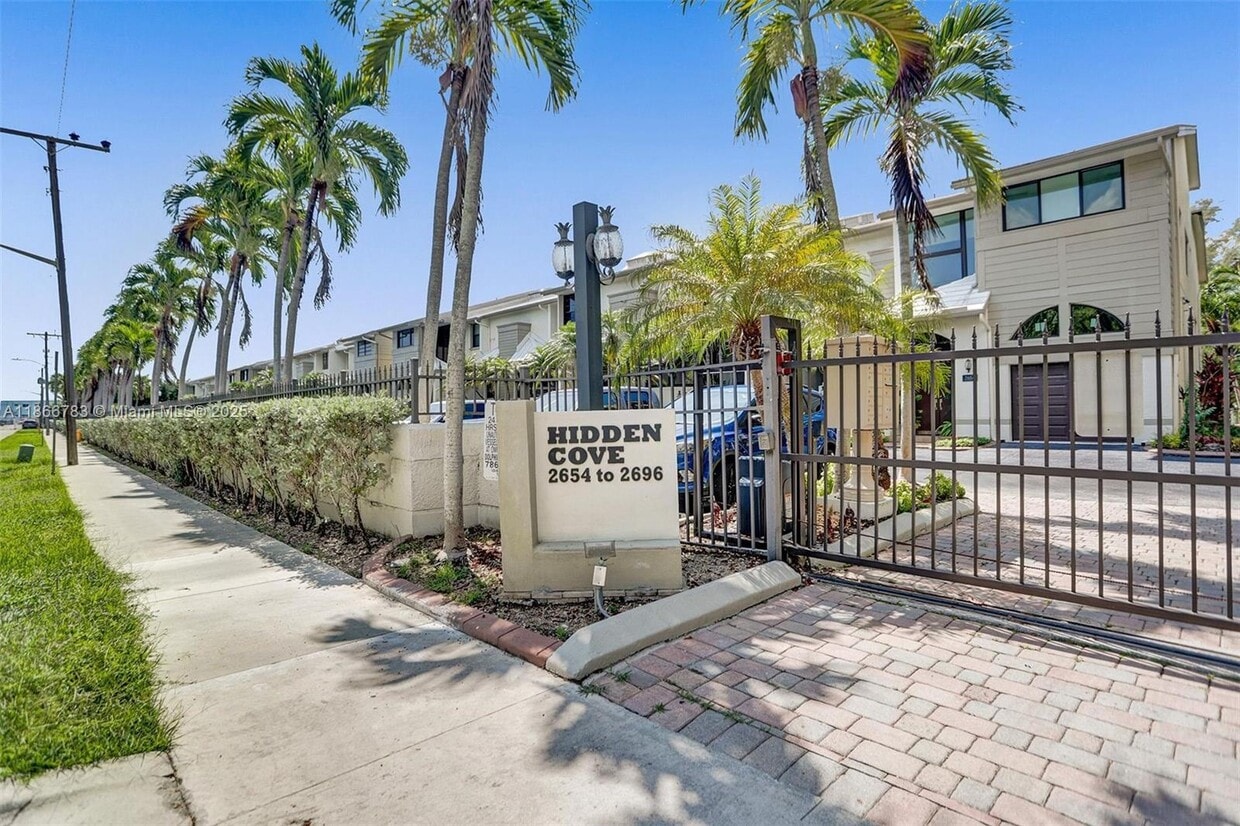 Foto principal - 2678 NE 135th St