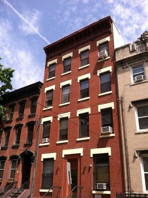 Primary Photo - 254.5 9th St