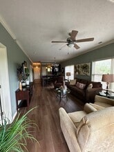 Building Photo - 325 Majestic Dr