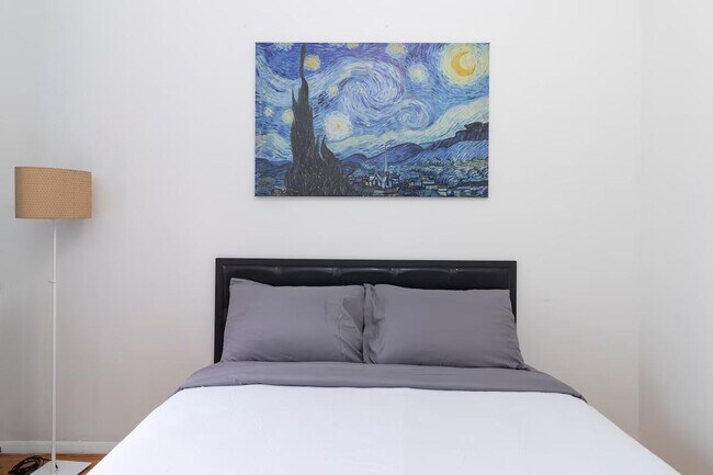 Foto del edificio - 315 E 95th St