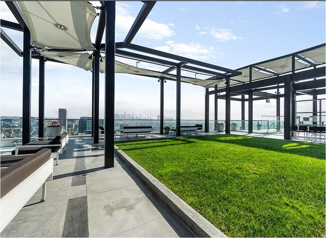 Building Photo - 3810 Wilshire Blvd