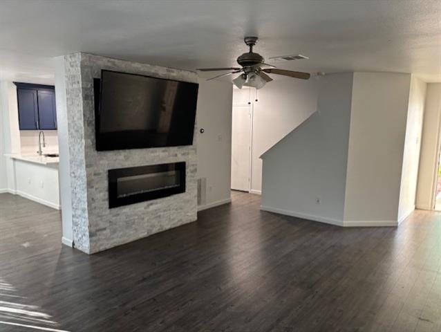 Foto del edificio - 3024 St Ursula Dr