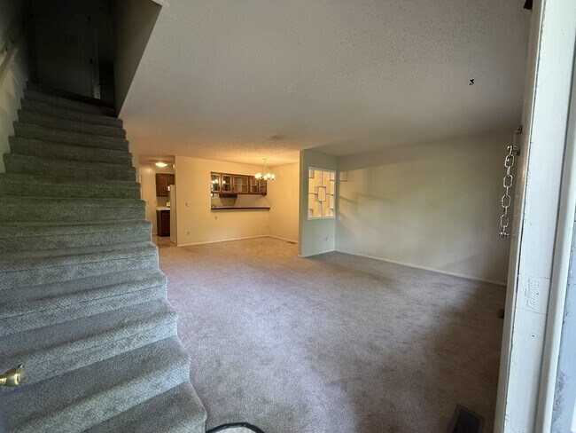 Foto del edificio - 265 Sycamore Rd
