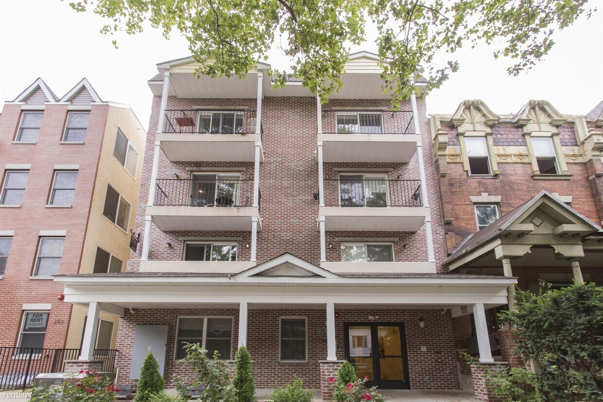 Primary Photo - 245 S 45th St