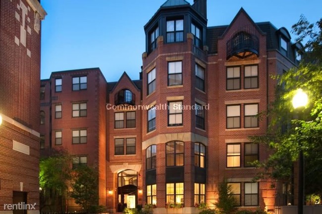 Building Photo - 32 Garrison St