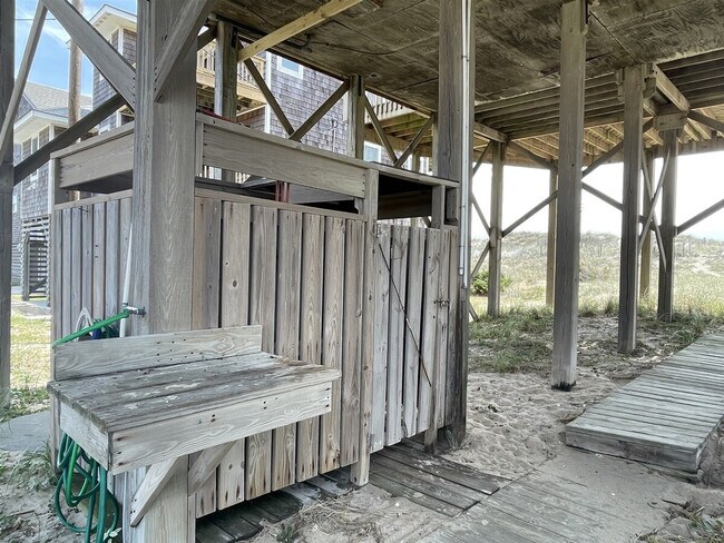 Foto del edificio - 57144 Lighthouse Rd