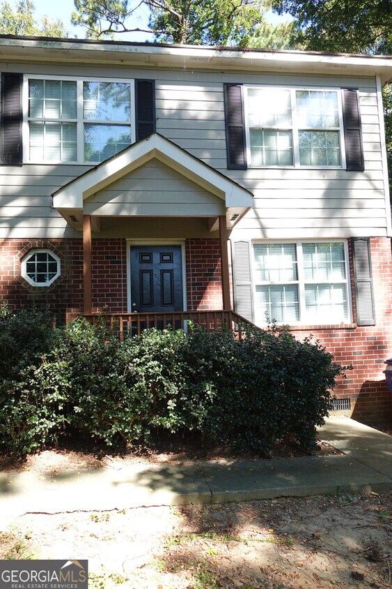 Foto principal - 264 James Albert Johnson Ave