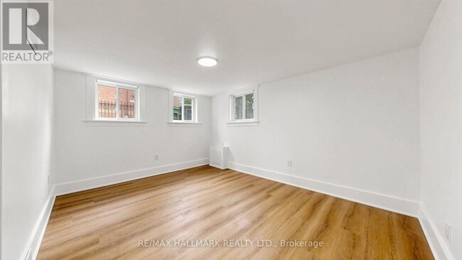 Building Photo - 57 Humberside Ave