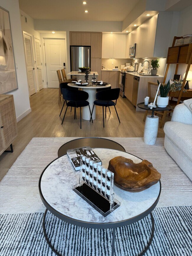 Foto del edificio - 15600 NW 2nd Ct