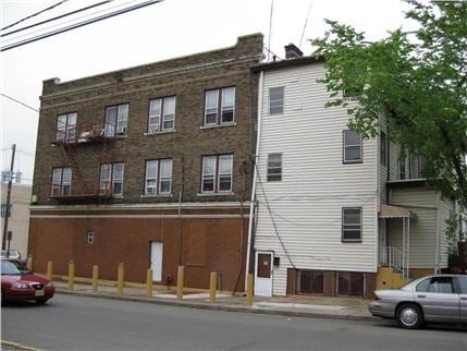 Building Photo - 1152-1158 E Broad St