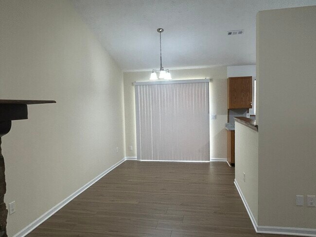 Foto del edificio - 5538 Summer Ln