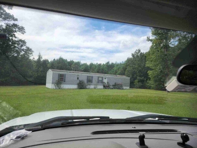 Building Photo - 275 Carr Town Rd