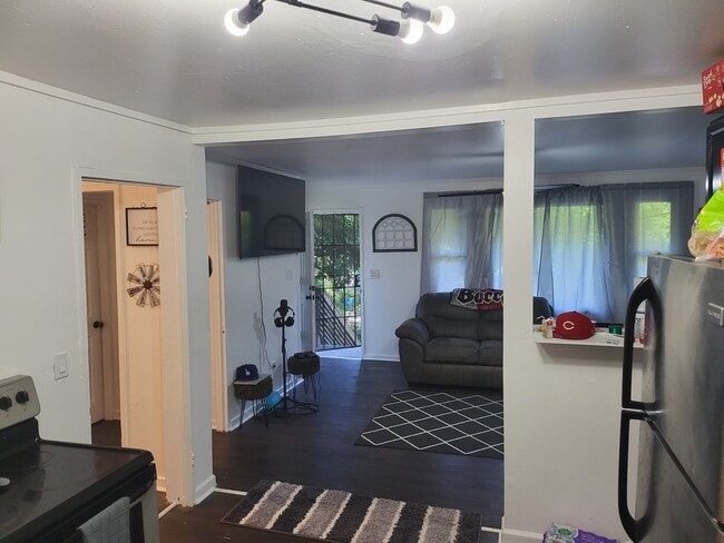 comedor/cocina - 1308 Elizabeth Ave SW