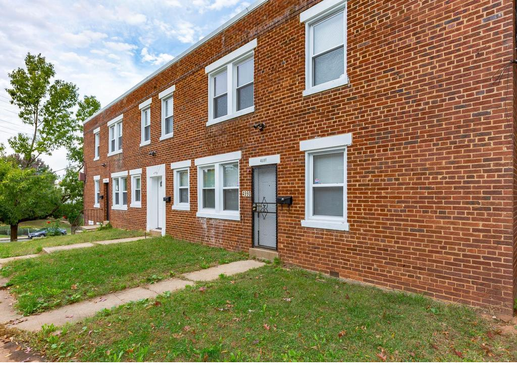 Primary Photo - 4986-4990-4990 Benning Rd SE