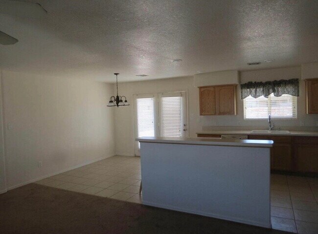 Foto del edificio - "Well-Kept 3 Bedroom 2 bathroom Villa Chap...