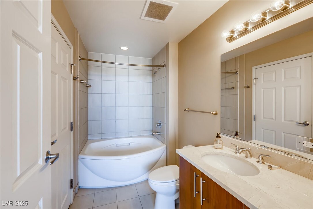 Foto principal - 200 W Sahara Ave