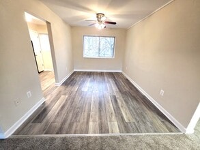 Interior Photo - Summit Crest