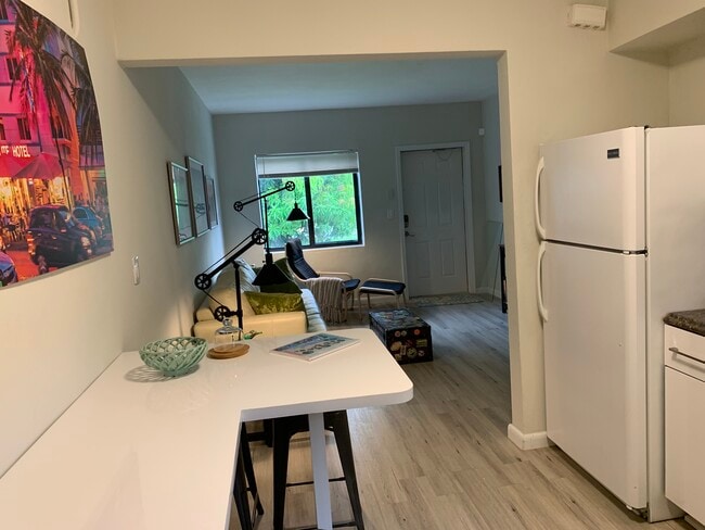 Foto del edificio - 11301 Peachtree Dr
