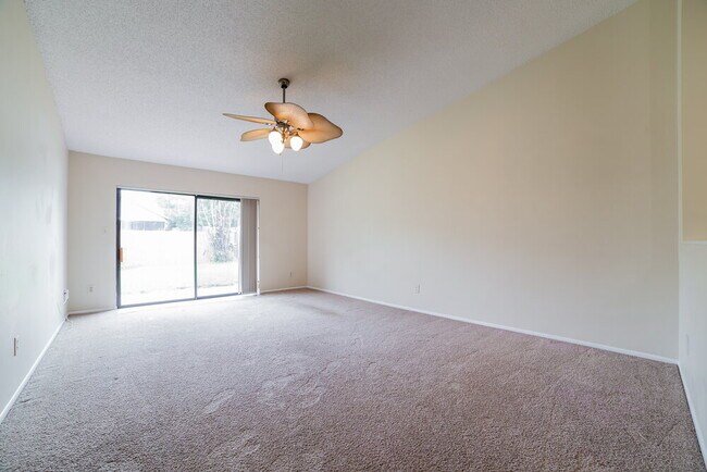 Foto del edificio - 1029 Wainright Dr
