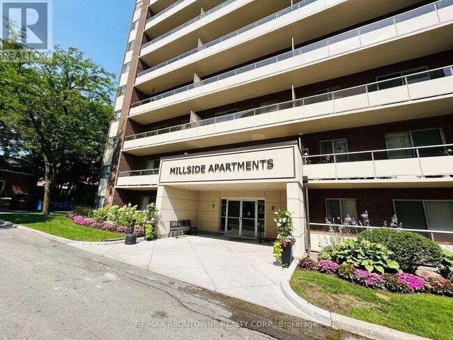 Photo du bâtiment - 101 Millside Dr