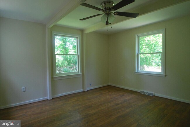 Foto del edificio - 23131 Oakham Farm Ln