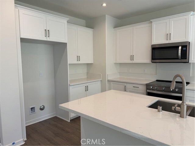 Foto del edificio - 16056 Esparza Ln