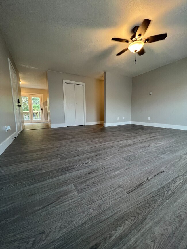 Park Avenue Apartments Apartments in Maryville, MO