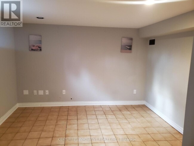 Photo du bâtiment - 1986 Liverpool Rd