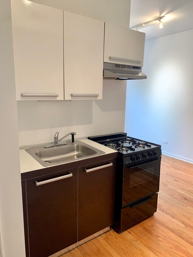Foto principal - 5054 N Winthrop Ave
