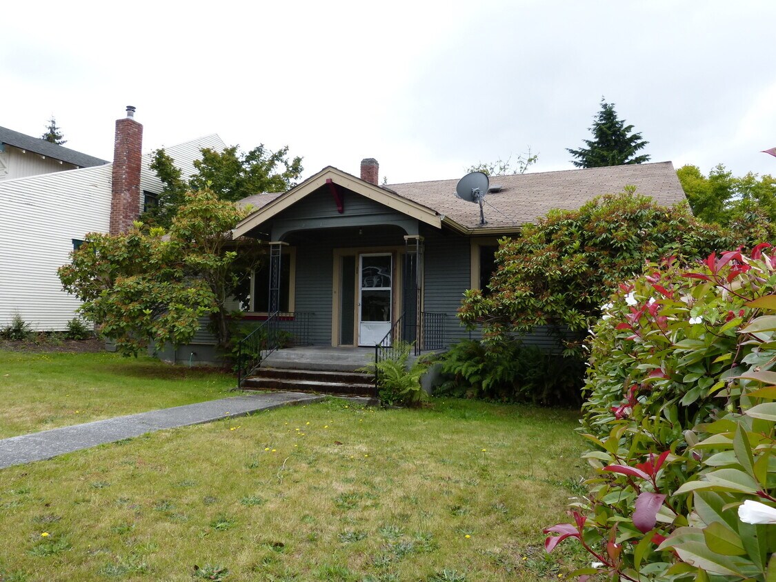 632 E 8th St, Port Angeles, WA 98362 House Rental in Port Angeles, WA