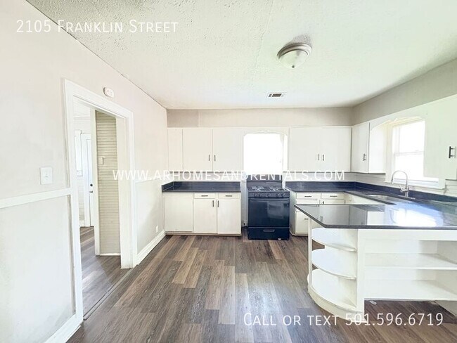 Foto del edificio - 2105 Franklin St