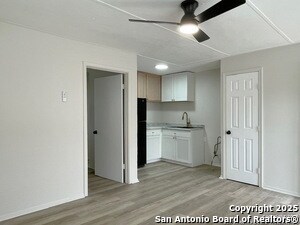 Foto del edificio - 347 Ware Blvd