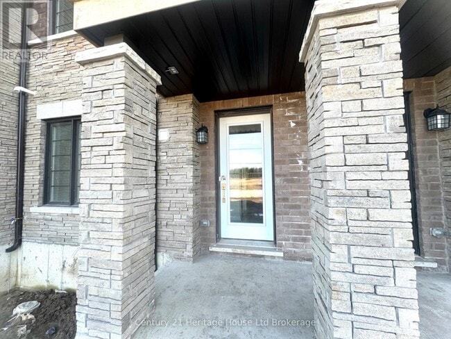 Building Photo - 105 Melody Ln