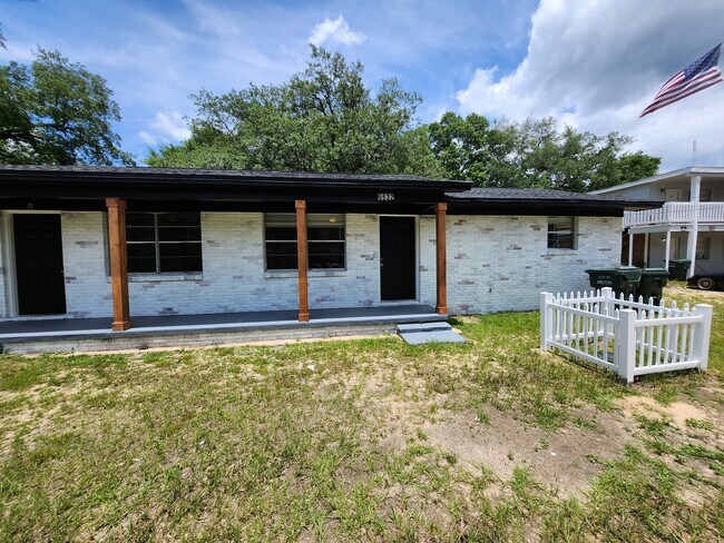 Building Photo - 6632 Applegate St. Milton, FL 32570. MOVE ...