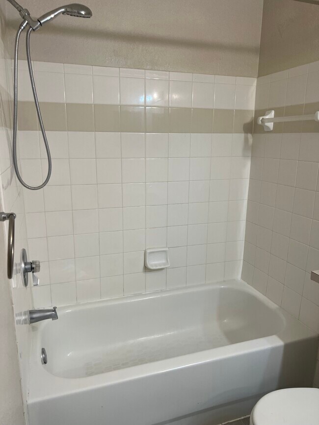 Foto del edificio - 36121 Lake Chase Blvd