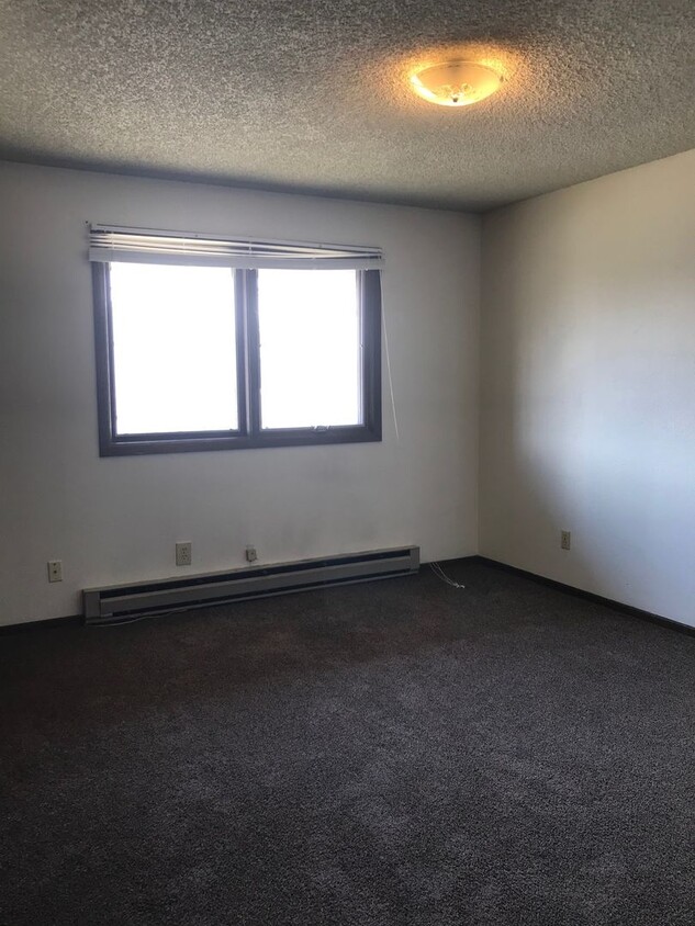 Primary Photo - 2 Bedroom 1 Bath 4Plex-5 Mins from Campus