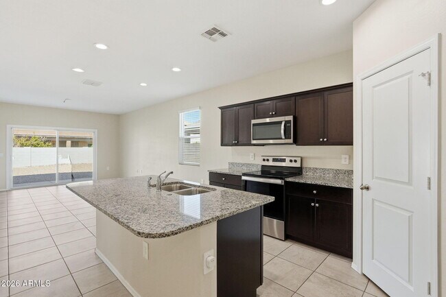 Building Photo - 3766 S 247th Ave