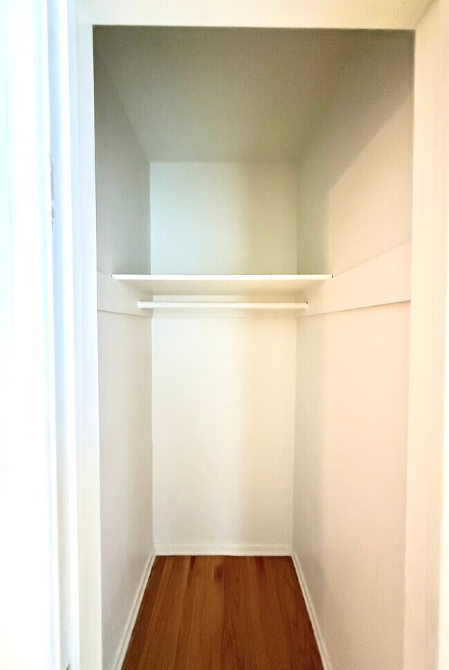 Foto del edificio - 326 S Gramercy Pl