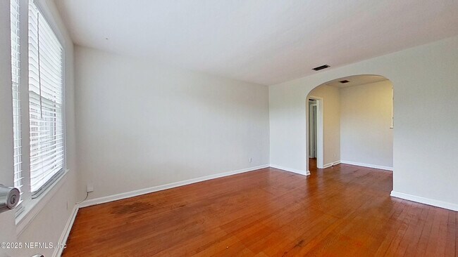 Foto del edificio - 1245 Belmont Terrace