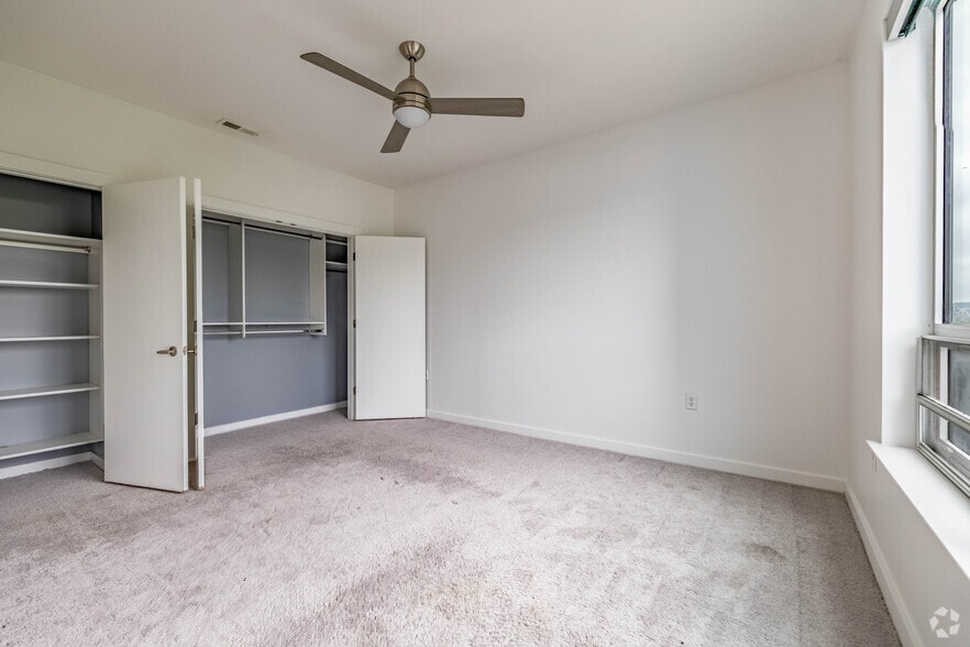 Vue 180 - 300 Riverboat Row Newport, KY 41071 | Apartments.com