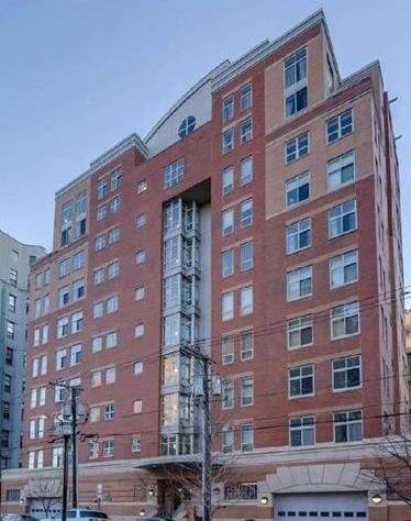 Building Photo - 143 Morgan St