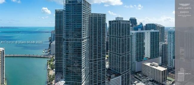 Building Photo - 300 Biscayne Blvd Way