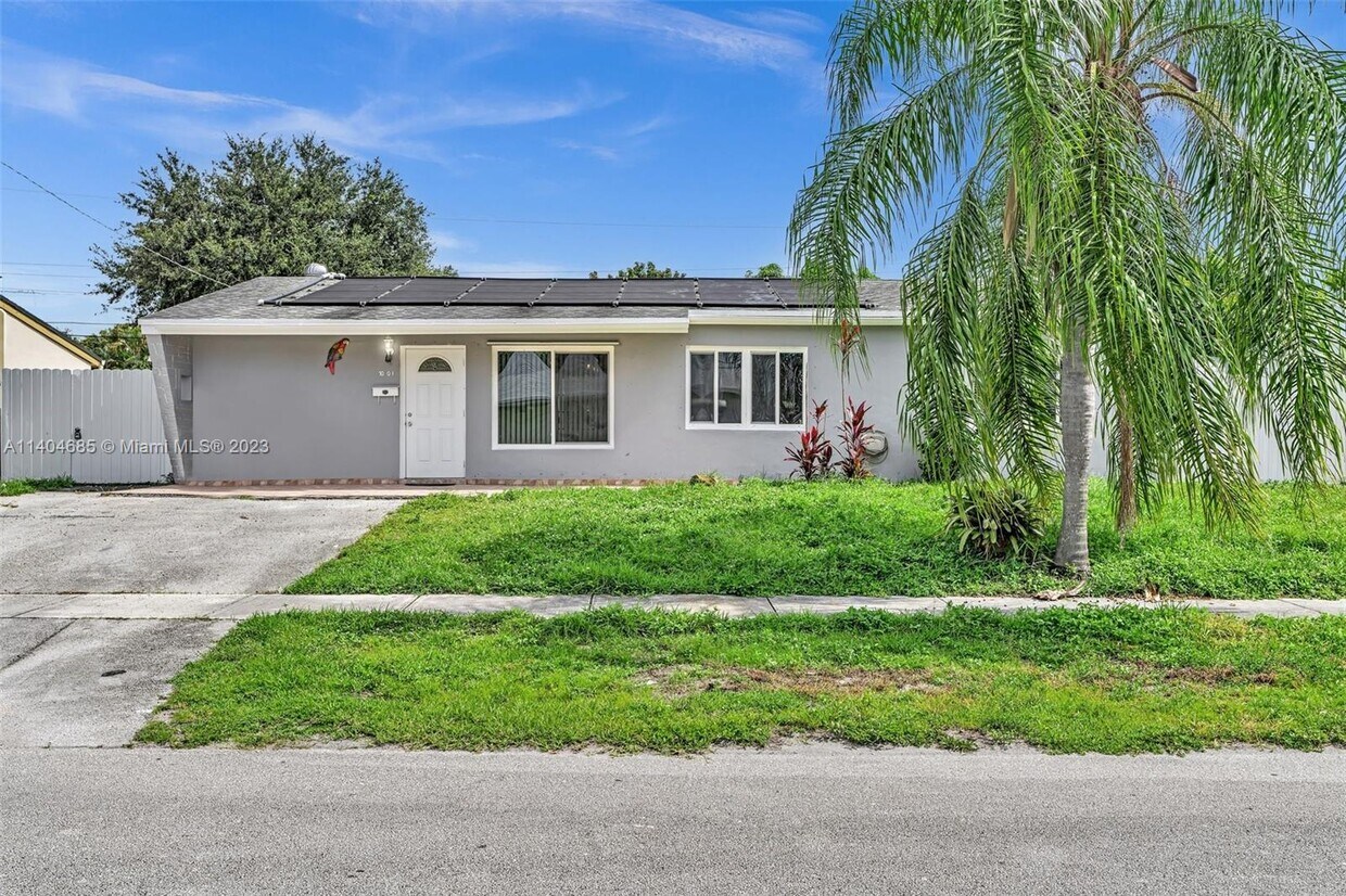 7001 Coolidge St, Hollywood, FL 33024 House for Rent in Hollywood, FL