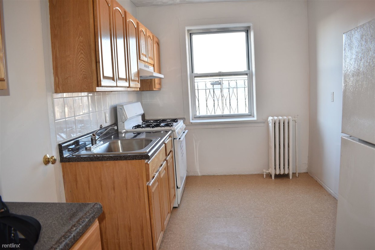 Primary Photo - 45 Park Ave
