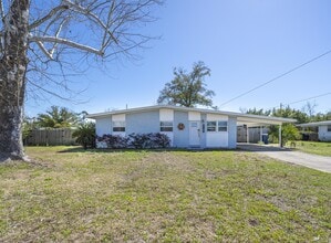 Building Photo - 3105 W 21st Ct