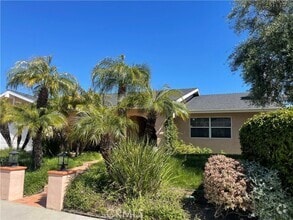 Building Photo - 3160 Kirkham Dr